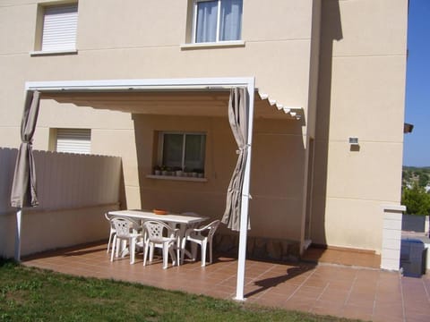 Seaside cottage House in Baix Penedès