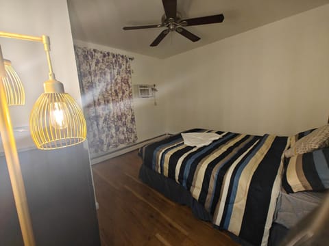 JSQ Apartment, 5 Mins from PATH Station Apartment in Jersey City