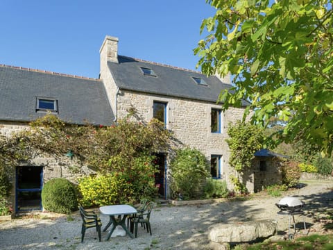 Villa about 100 meters from the Atlantic House in Finistere