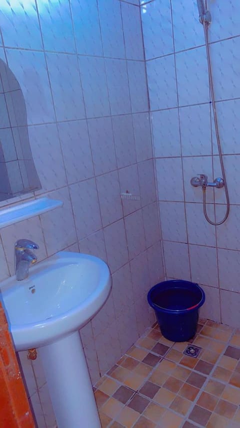 Douala Ndogbong Air-conditioned and secure studio Apartment in Douala