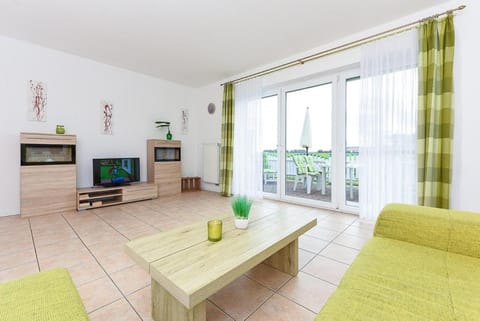 Ferienwohnung Muschel 1 mit Terrasse und Garten, Bensersiel Apartment in Esens