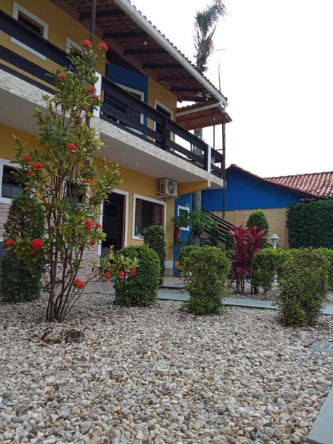 Property building, Day, Garden, Garden view