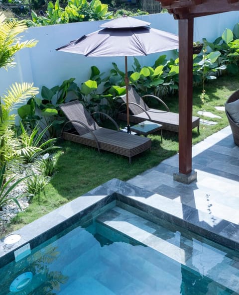 Patio, Garden, Garden view, Pool view, Swimming pool, sunbed