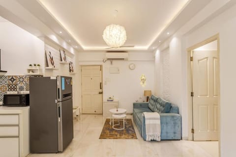 Hill view 1 bhk by Limestays Apartment in Goa, India