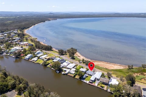 Nearby landmark, Day, Natural landscape, Bird's eye view, Lake view