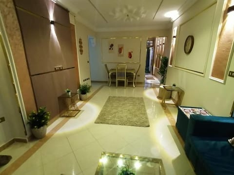 شقة فندقية علي النيل للإيجار Apartment in Cairo Governorate