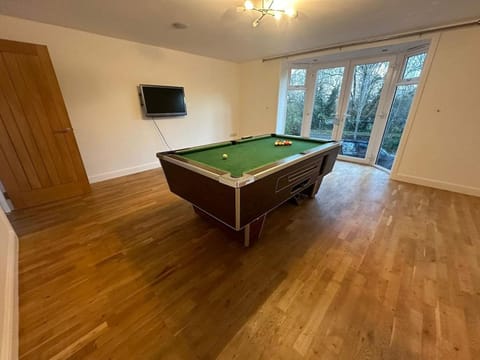 5 bed house with hot tub House in Wychavon District