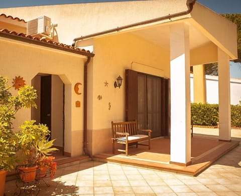 Seaside home House in Fontane Bianche