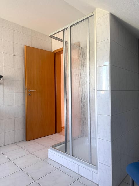 Ferienwohnung Muschel 2 mit gemeinschaftlichen Garten, Bensersiel Apartment in Esens