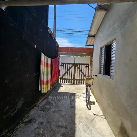 Casa Ensolarada e Ventilada House in Caraguatatuba