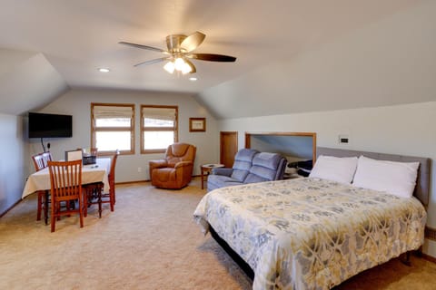 Mtn View Cozy Couples Retreat in Bayfield! Apartment in La Plata County