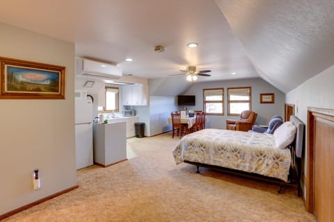 Mtn View Cozy Couples Retreat in Bayfield! Apartment in La Plata County