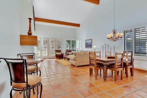 Gorgeous Santa Rosa Hacienda on PGA Golf Course House in Indian Wells