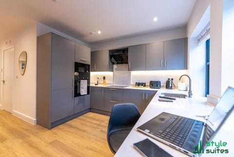 Luxury Flat in Wythenshawe Apartment in Manchester