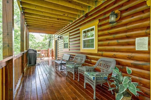 Blue Sky Mountain House in Pigeon Forge