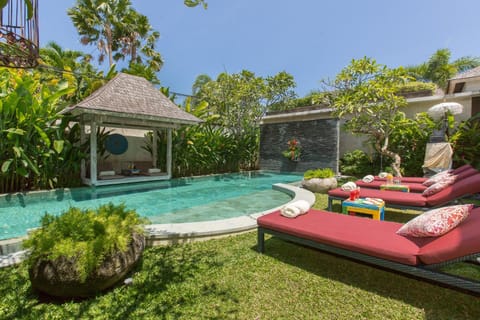 Property building, Balcony/Terrace, Area and facilities, Swimming pool, Swimming pool