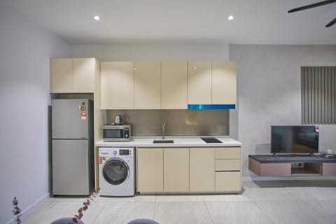 Kitchen or kitchenette, oven