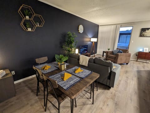 The Space Mariner Apartment in Nassau Bay