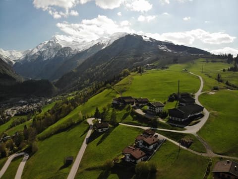 Bird's eye view, Mountain view