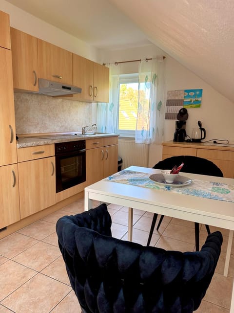 Ferienwohnung Krabbe 2, Bensersiel, mit gemeinschaftlichen Garten Apartment in Esens