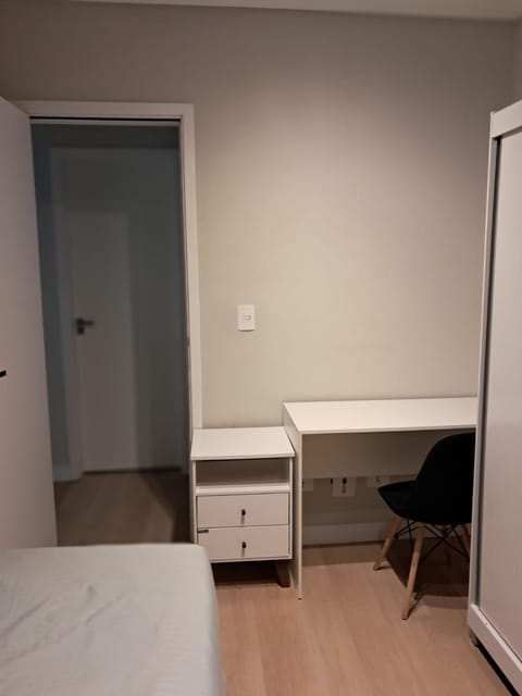 Meu Apê em Apt SJC - 3Q ao lado do Shopping Center Vale e ITA Apartment in Sao Jose dos Campos