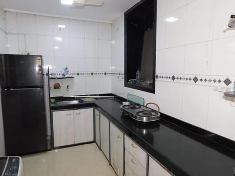 1 BhK APARTMENT IN MIRA SOCIETY SALISBURY PARK NEAR MG ROAD PUNE Apartment in Pune