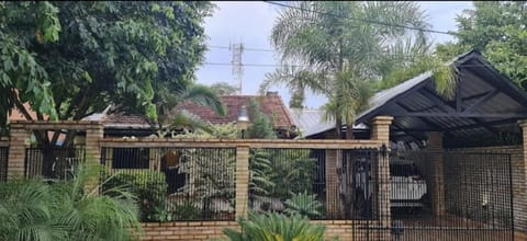 La casa de Aldo y Paty House in Misiones Province, Argentina