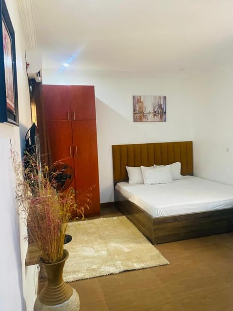 Studio Rooms 24 hrs Power Free Wifi Good Security Apartment in Abuja