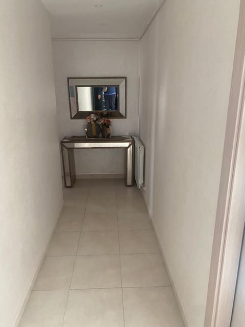 F3 2 minutes meilinium Apartment in Oran