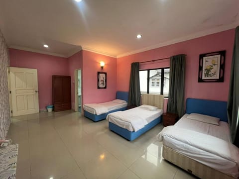 Cottage Hill - 4 Bedroom - Max 15 pax Apartment in Tanah Rata