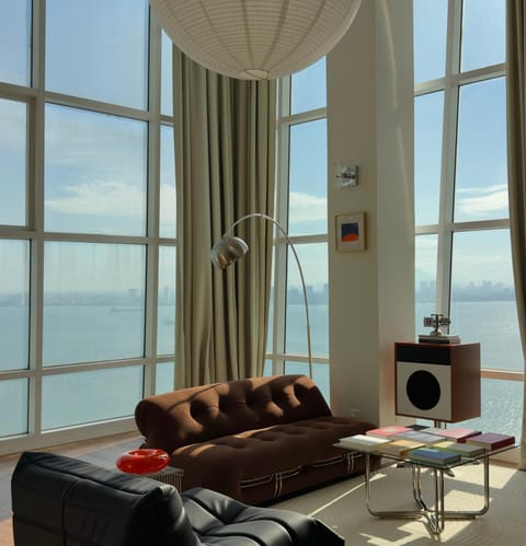 TV and multimedia, Living room, Seating area, Sea view