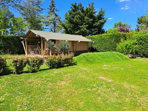 Zeeuwse Landhoeve Safaritent Luxury tent in Brouwershaven