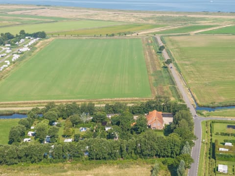 Zeeuwse Landhoeve Safaritent Tenda di lusso in Brouwershaven