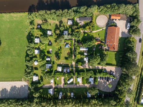 Zeeuwse Landhoeve Safaritent Tenda di lusso in Brouwershaven