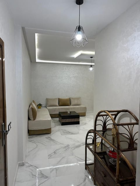 Perfect! AC - Wi-Fi - Free parking Apartment in Fes