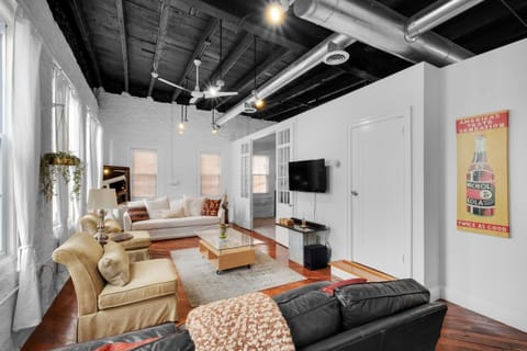 Historic Germantown 1br Loft Apartment in Philadelphia