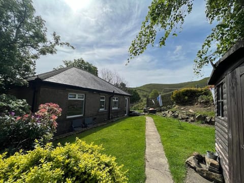 Hill Crest Maison in Oldham District