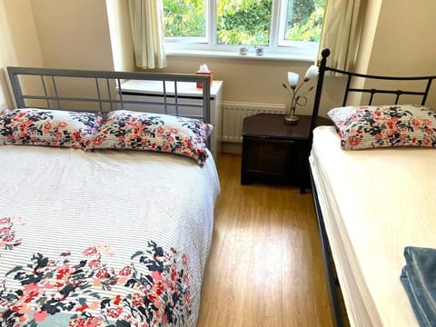 Serene Stay Harrow - Near Station Apartment in Harrow