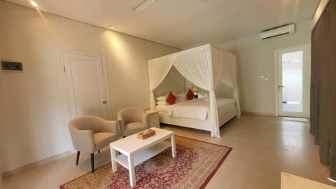 Bed, Living room, Bedroom, air conditioner