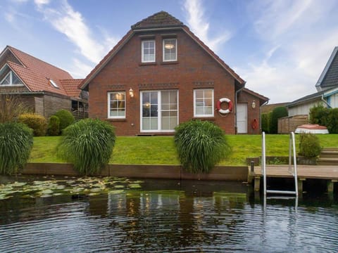 Property building, Garden, River view