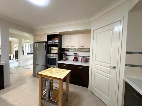 Kitchen or kitchenette, oven