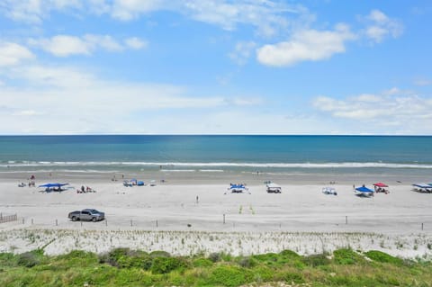 Vast Ocean Views Pool Patio Tennis House in Crescent Beach