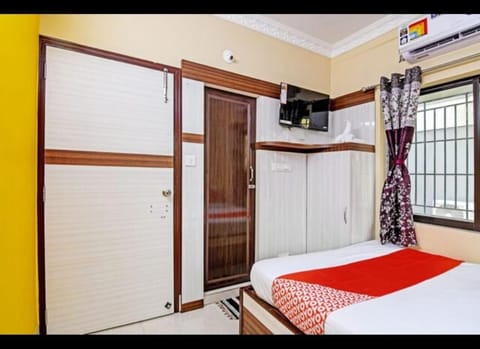 Amar Raj Bed and Breakfast in Kolkata