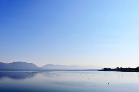 Day, Natural landscape, Lake view, Mountain view