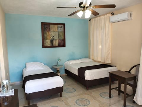 La Casa del Turix Bed and Breakfast in Merida