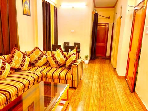 Moksh villa Bed and Breakfast in Shimla