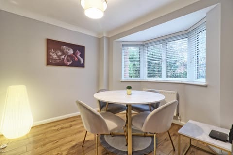 3 Bed House in Church Langley, Harlow House in Harlow