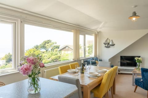 7 Bedroom House in Woolacombe - Sleeps 12 House in Woolacombe