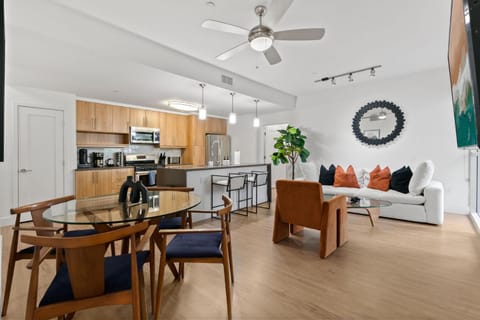 Living room, Dining area, kitchen
