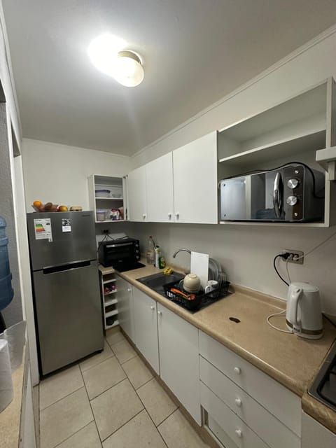 Coffee/tea facilities, Kitchen or kitchenette, microwave, oven, stove